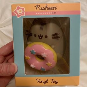 Pusheen box vinyl toy - Pusheen with donut